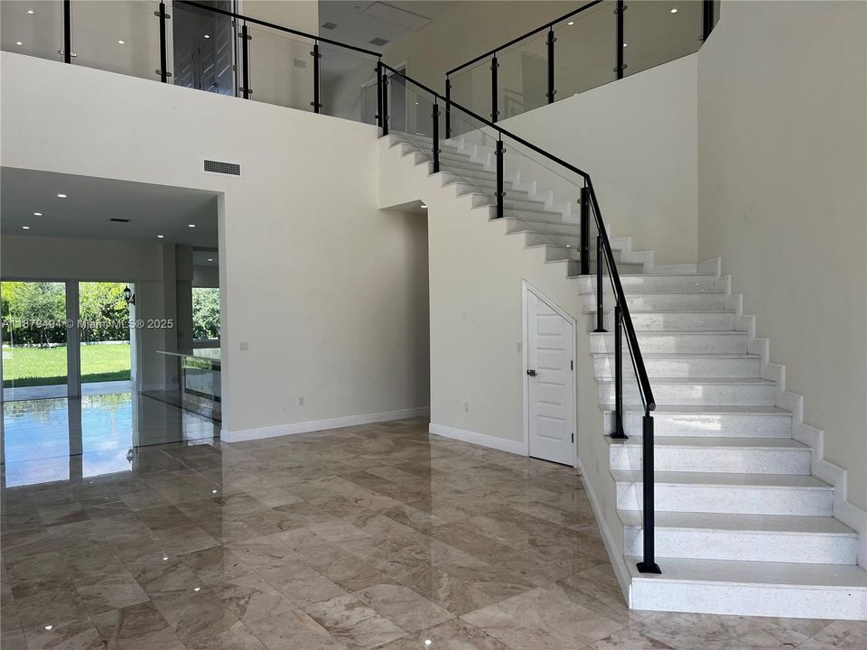 For Rent: $11,000 (6 beds, 6 baths, 0 Square Feet)