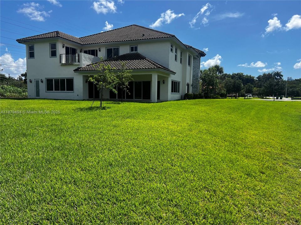 For Rent: $11,000 (6 beds, 6 baths, 0 Square Feet)