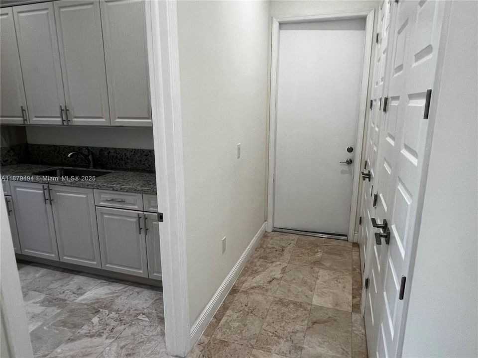 For Rent: $11,000 (6 beds, 6 baths, 0 Square Feet)