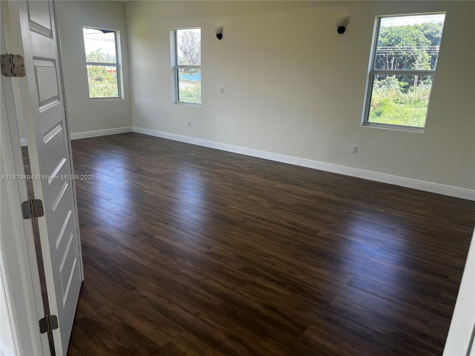 For Rent: $11,000 (6 beds, 6 baths, 0 Square Feet)