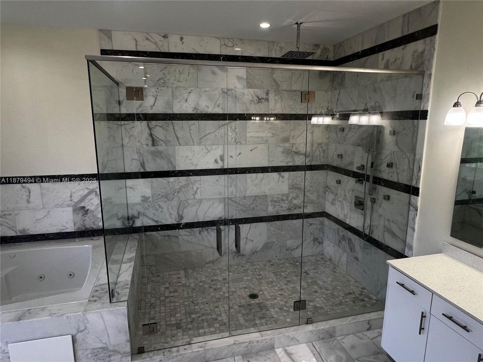 For Rent: $11,000 (6 beds, 6 baths, 0 Square Feet)