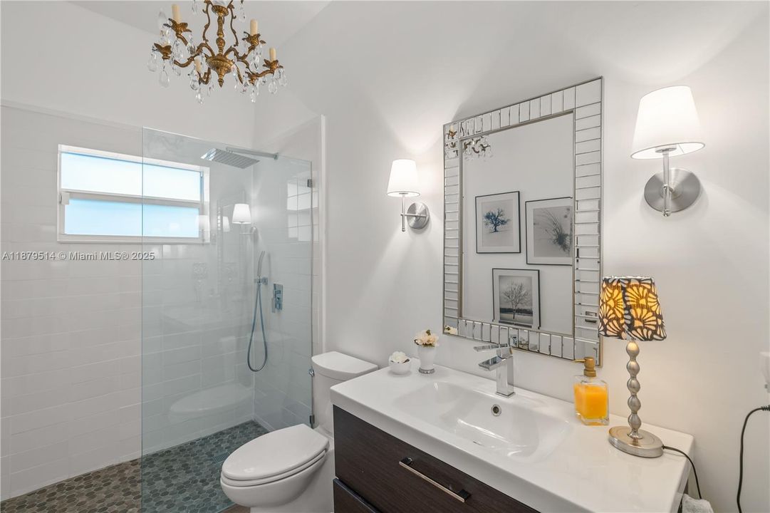 For Sale: $1,295,000 (4 beds, 3 baths, 2401 Square Feet)