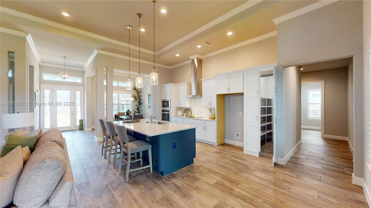 待售: $899,900 (4 贝兹, 3 浴室, 0 平方英尺)