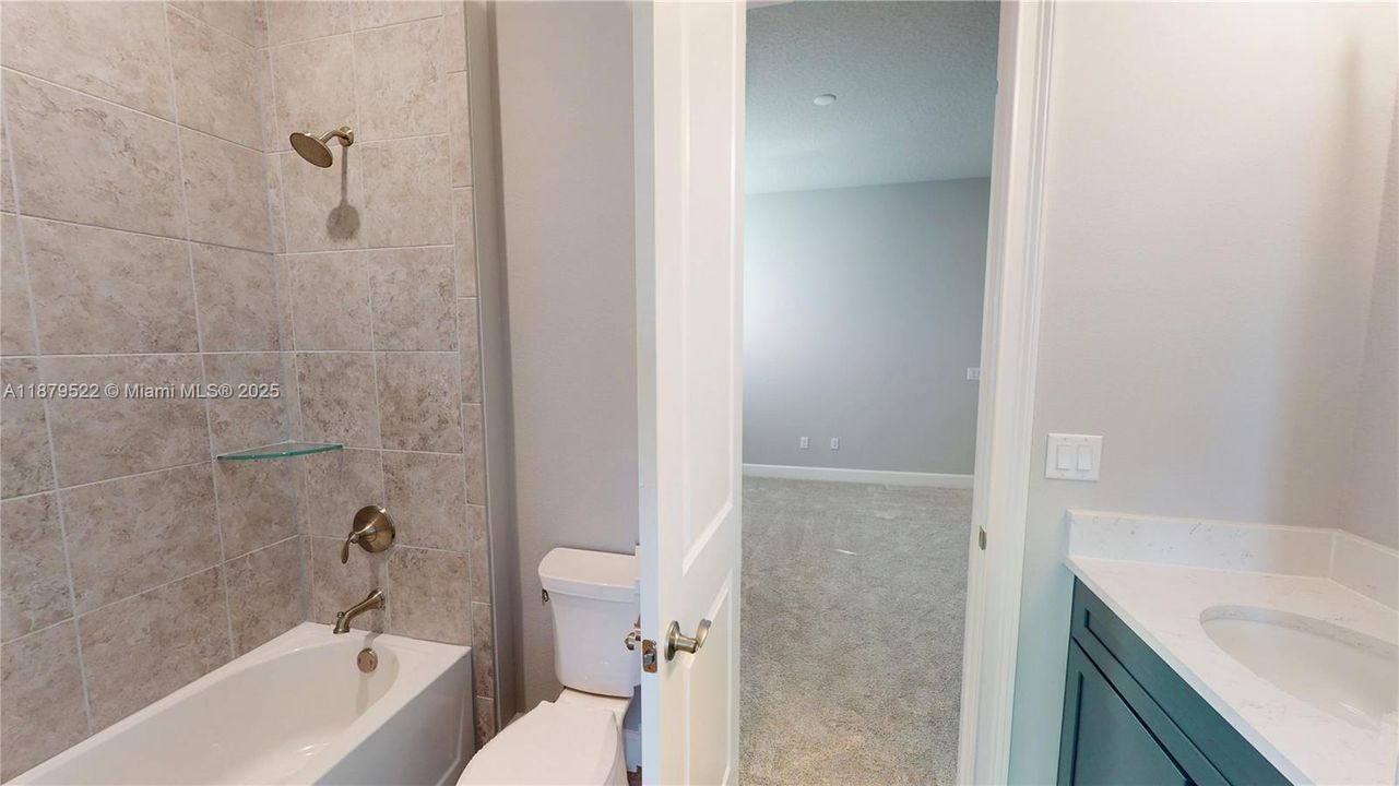 待售: $899,900 (4 贝兹, 3 浴室, 0 平方英尺)