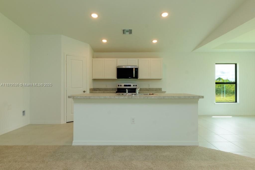 Activo con contrato: $294,990 (4 camas, 2 baños, 0 Pies cuadrados)