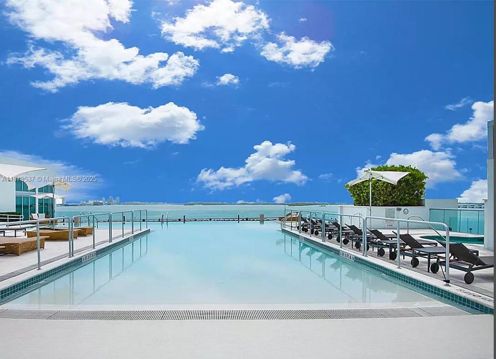 На продажу: $1,185,000 (1 спален, 1 ванн, 1135 Квадратных фут)