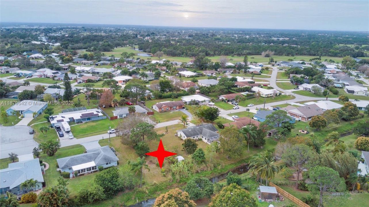 En Venta: $144,900 (0.25 acres)