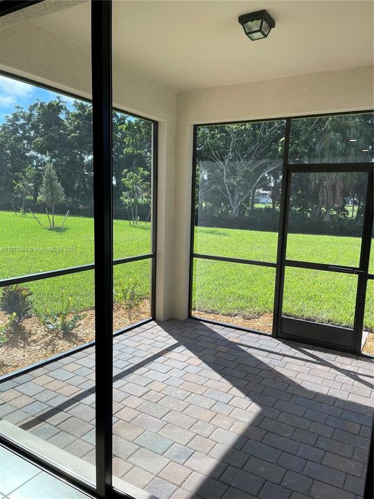 Недавно арендовано: $2,800 (4 спален, 3 ванн, 1975 Квадратных фут)