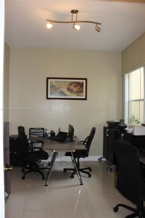 Active With Contract: $750,000 (4 beds, 2 baths, 1859 Square Feet)