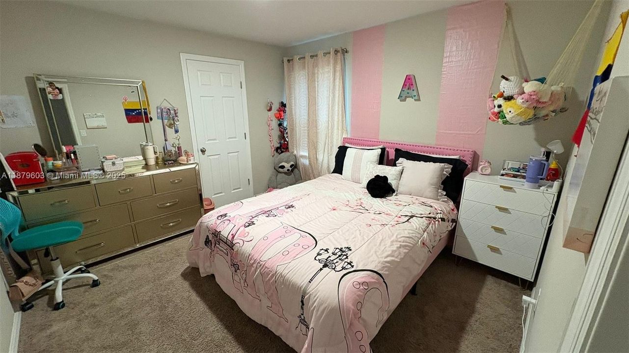 В аренду: $2,450 (4 спален, 2 ванн, 0 Квадратных фут)