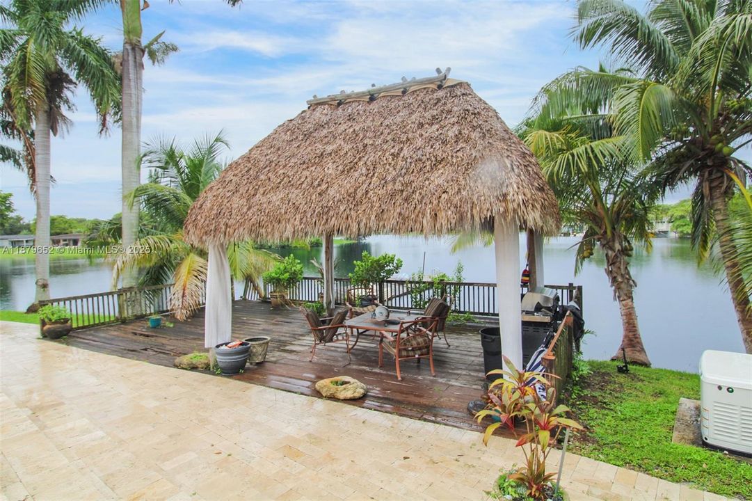 待售: $930,000 (3 贝兹, 2 浴室, 1491 平方英尺)