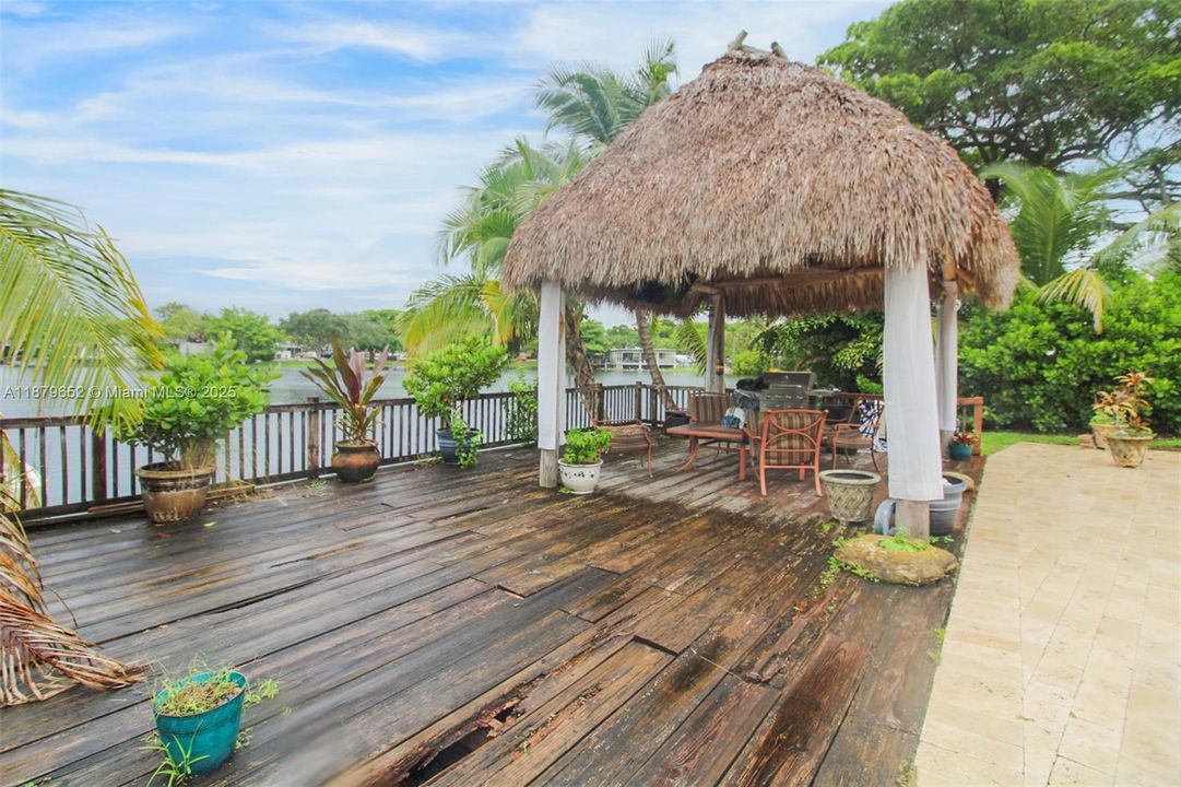 待售: $930,000 (3 贝兹, 2 浴室, 1491 平方英尺)