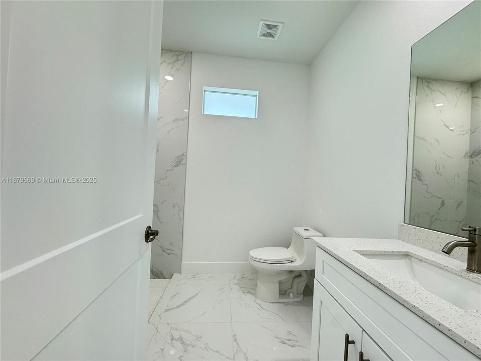 For Sale: $379,990 (3 beds, 2 baths, 1686 Square Feet)