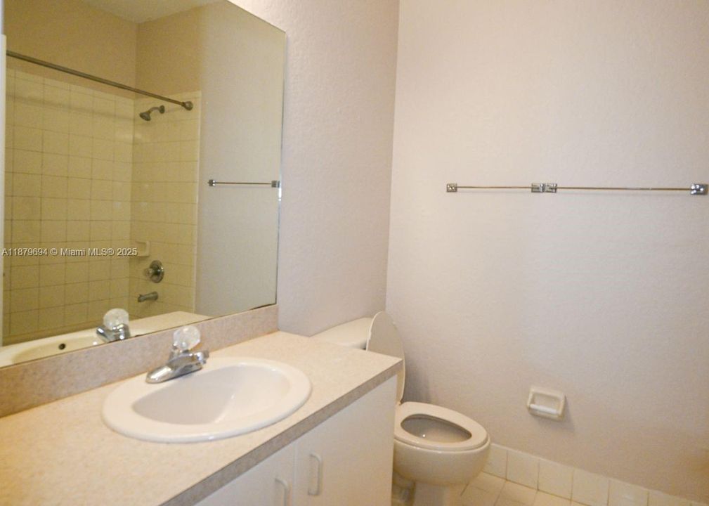 For Sale: $680,000 (4 beds, 2 baths, 1894 Square Feet)