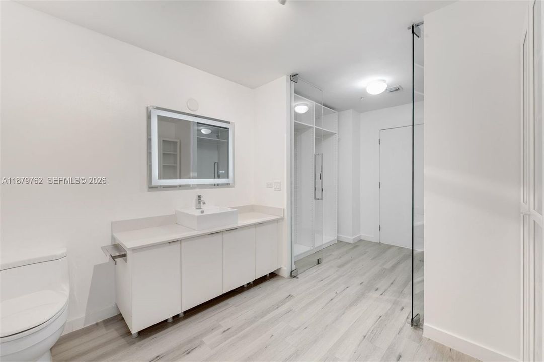 На продажу: $850,000 (3 спален, 3 ванн, 1668 Квадратных фут)