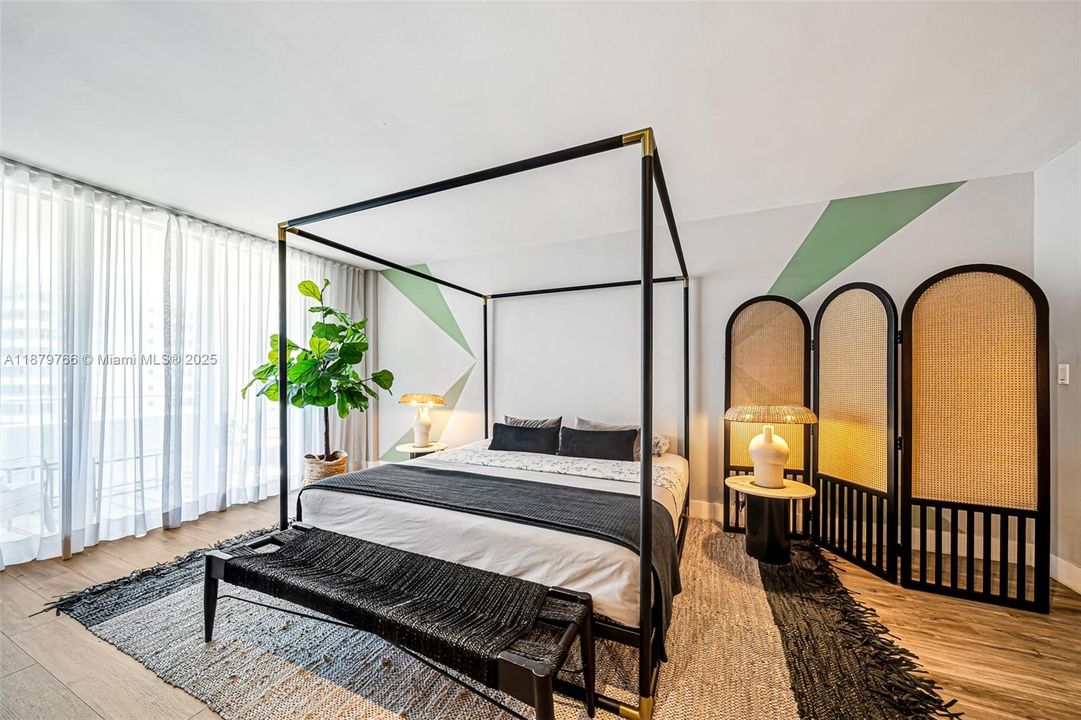 На продажу: $829,000 (2 спален, 2 ванн, 1650 Квадратных фут)