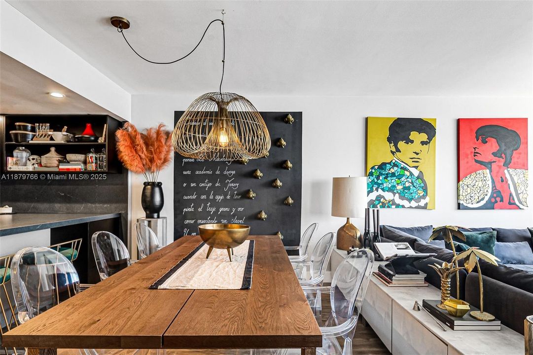 На продажу: $829,000 (2 спален, 2 ванн, 1650 Квадратных фут)