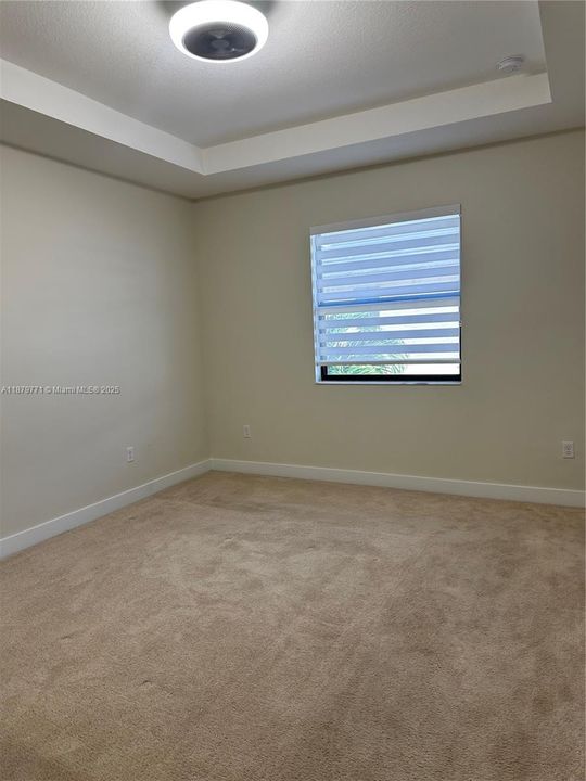 合同活跃: $3,600 (3 贝兹, 2 浴室, 0 平方英尺)