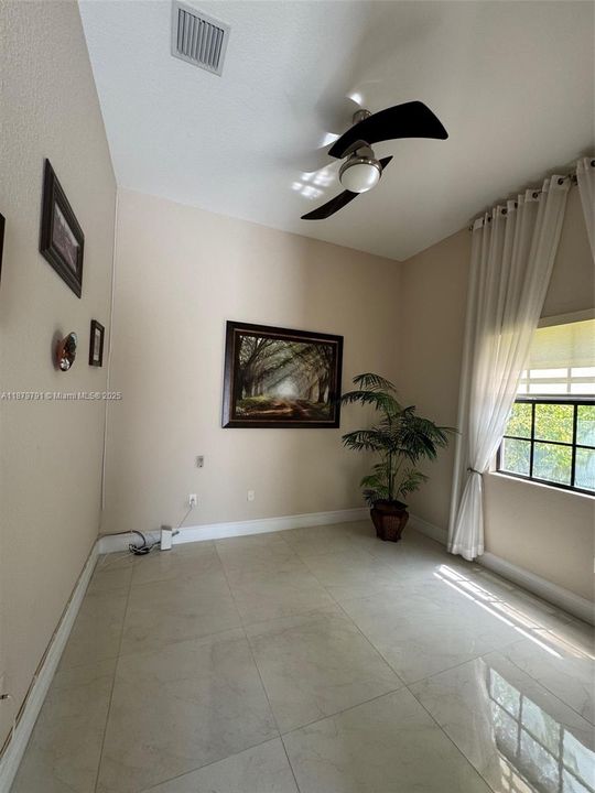 For Sale: $1,249,000 (4 beds, 3 baths, 2476 Square Feet)