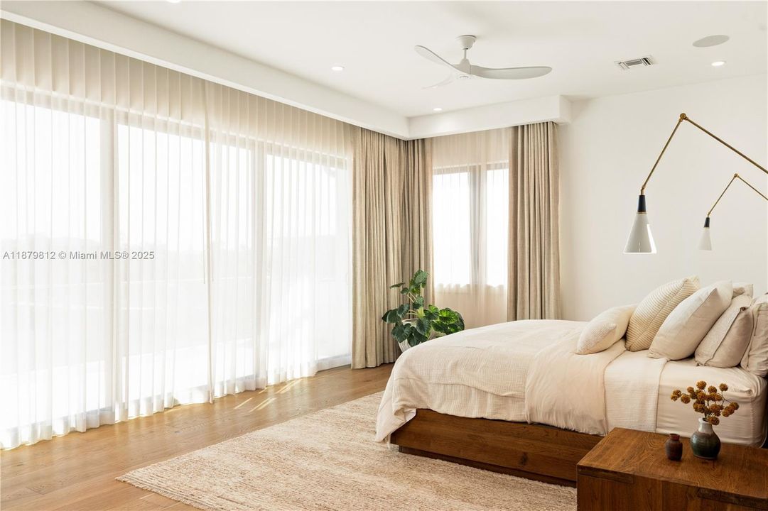 待售: $9,990,000 (8 贝兹, 7 浴室, 8433 平方英尺)