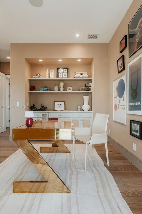 待售: $9,990,000 (8 贝兹, 7 浴室, 8433 平方英尺)