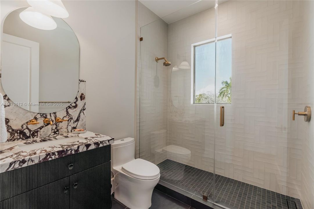 待售: $9,990,000 (8 贝兹, 7 浴室, 8433 平方英尺)