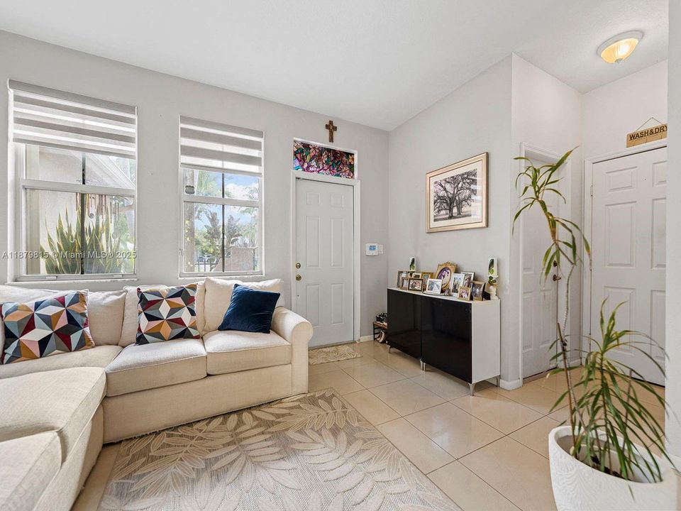 待售: $509,900 (3 贝兹, 2 浴室, 1476 平方英尺)