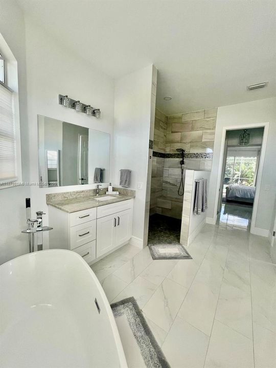 В аренду: $3,200 (3 спален, 2 ванн, 0 Квадратных фут)