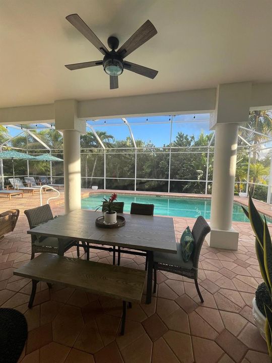 В аренду: $3,200 (3 спален, 2 ванн, 0 Квадратных фут)