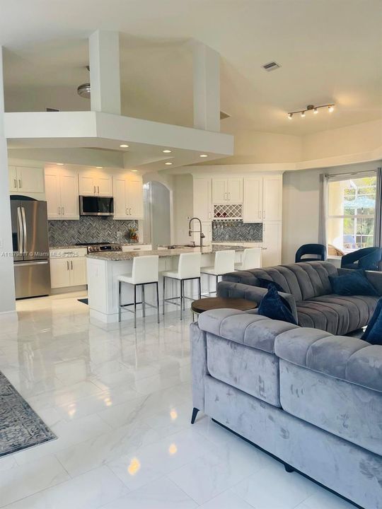 В аренду: $3,200 (3 спален, 2 ванн, 0 Квадратных фут)