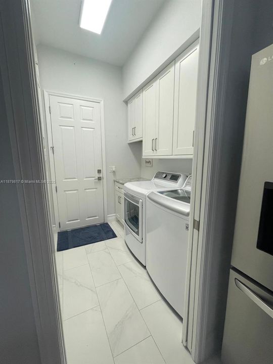 В аренду: $3,200 (3 спален, 2 ванн, 0 Квадратных фут)