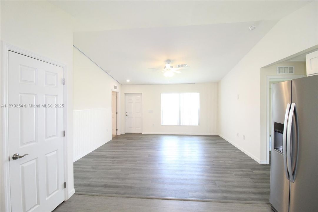 For Sale: $285,000 (3 beds, 2 baths, 0 Square Feet)