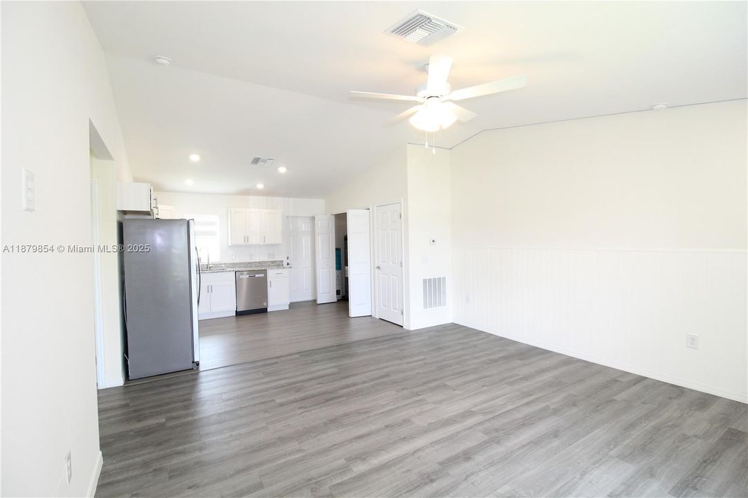 For Sale: $285,000 (3 beds, 2 baths, 0 Square Feet)