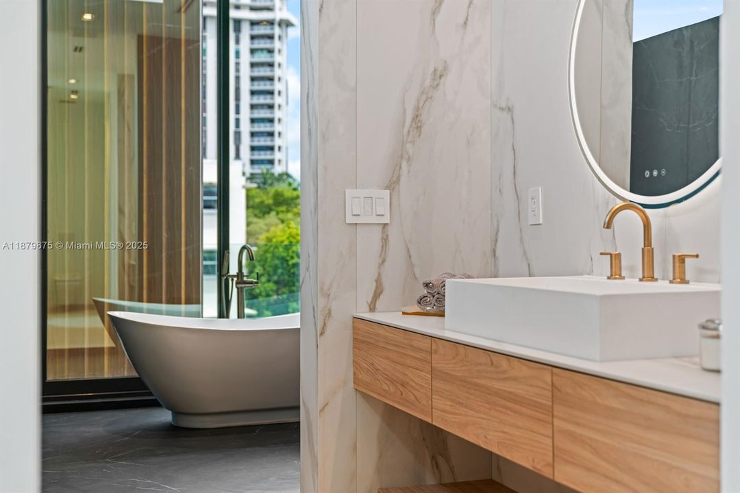 For Sale: $7,495,000 (4 beds, 4 baths, 0 Square Feet)