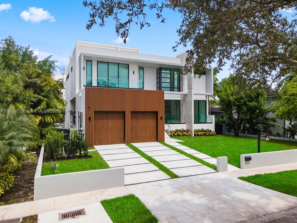 For Sale: $7,495,000 (4 beds, 4 baths, 0 Square Feet)