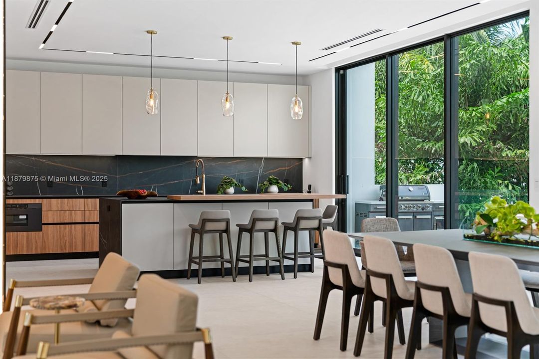 For Sale: $7,495,000 (4 beds, 4 baths, 0 Square Feet)