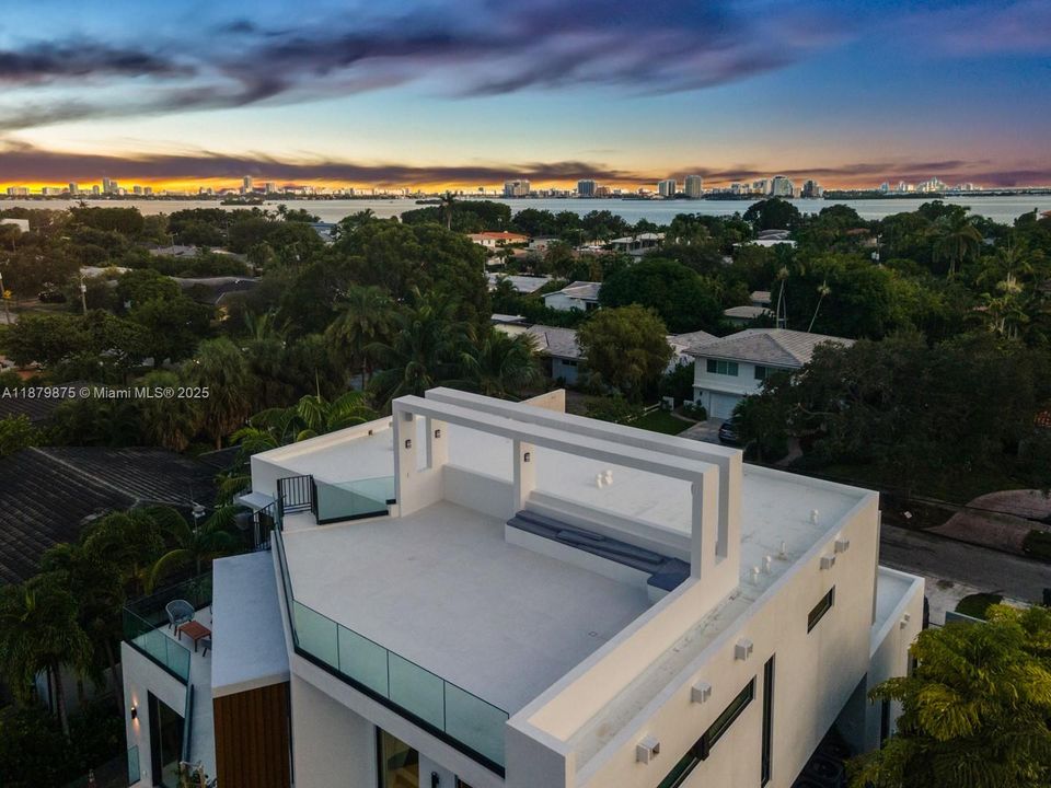 For Sale: $7,495,000 (4 beds, 4 baths, 0 Square Feet)