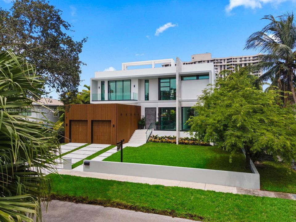 For Sale: $7,495,000 (4 beds, 4 baths, 0 Square Feet)