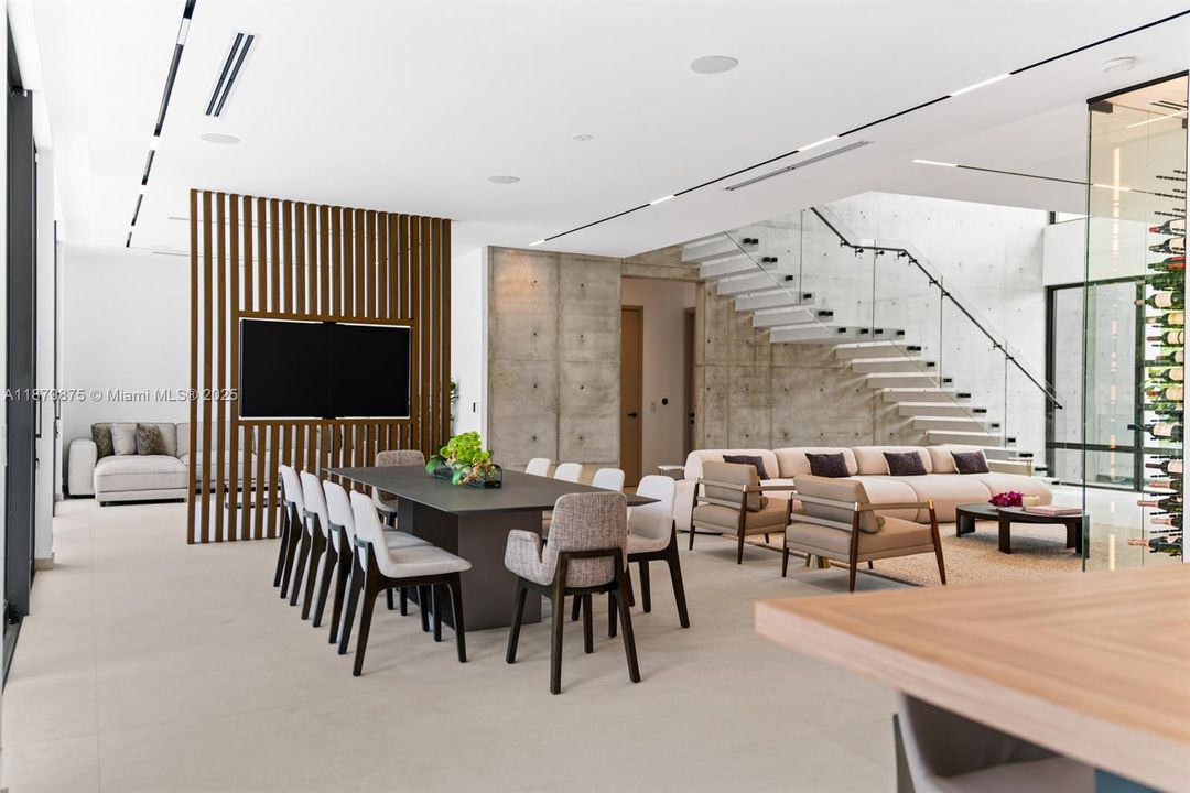 For Sale: $7,495,000 (4 beds, 4 baths, 0 Square Feet)