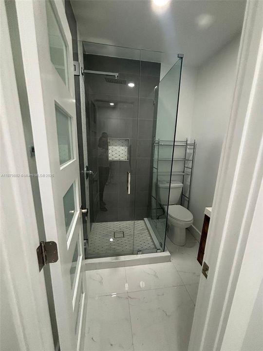 For Rent: $1,300 (1 beds, 1 baths, 0 Square Feet)