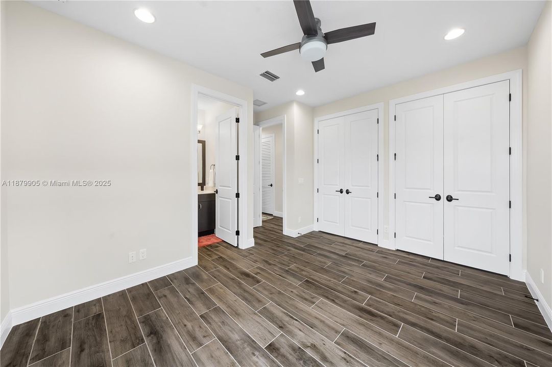 Recently Rented: $11,000 (4 beds, 4 baths, 3166 Square Feet)