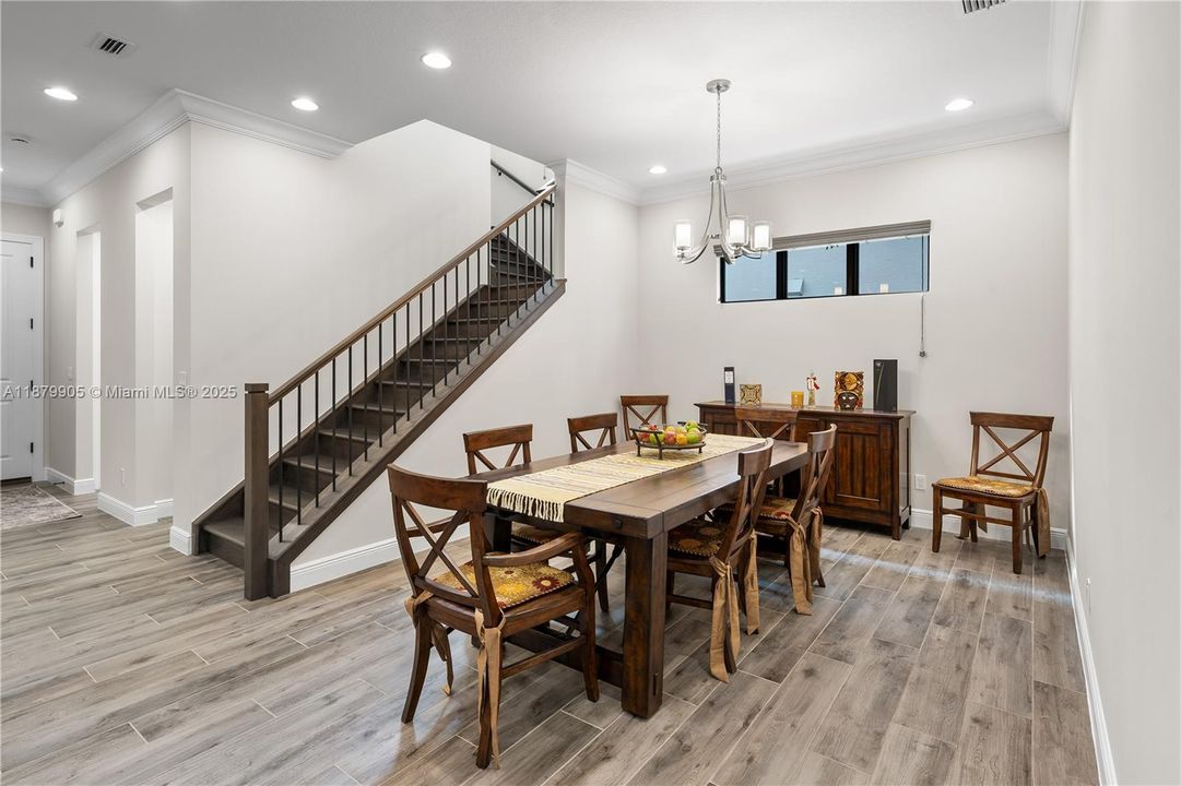 Recently Rented: $11,000 (4 beds, 4 baths, 3166 Square Feet)