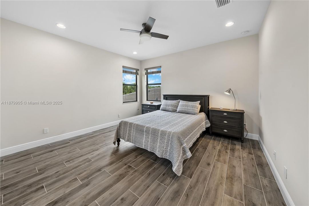 Recently Rented: $11,000 (4 beds, 4 baths, 3166 Square Feet)