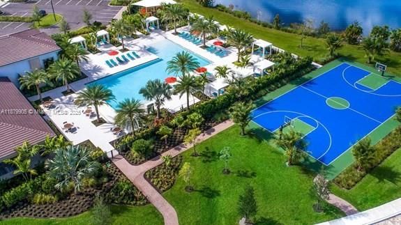 Recently Rented: $11,000 (4 beds, 4 baths, 3166 Square Feet)