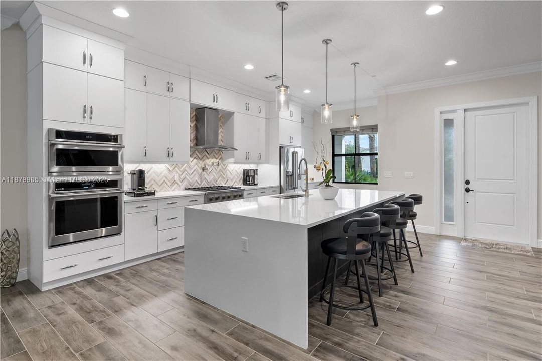 Recently Rented: $11,000 (4 beds, 4 baths, 3166 Square Feet)