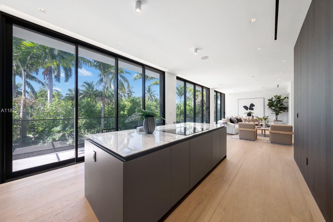 For Sale: $5,695,000 (4 beds, 4 baths, 3077 Square Feet)