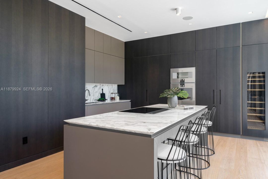 For Sale: $5,695,000 (4 beds, 4 baths, 3077 Square Feet)