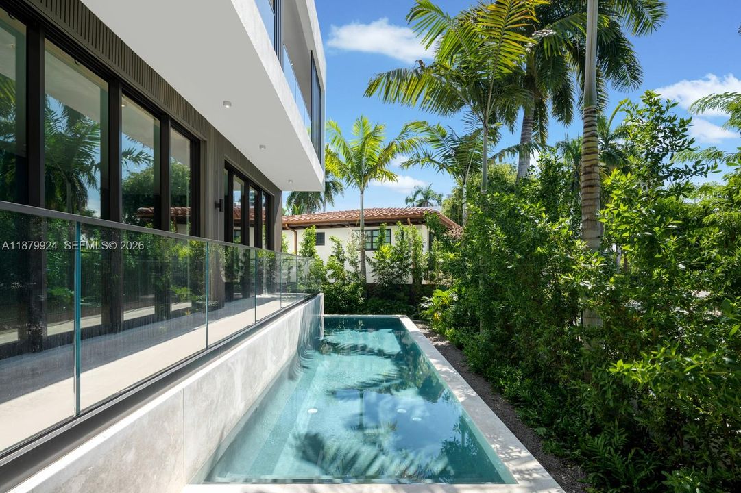 For Sale: $5,695,000 (4 beds, 4 baths, 3077 Square Feet)