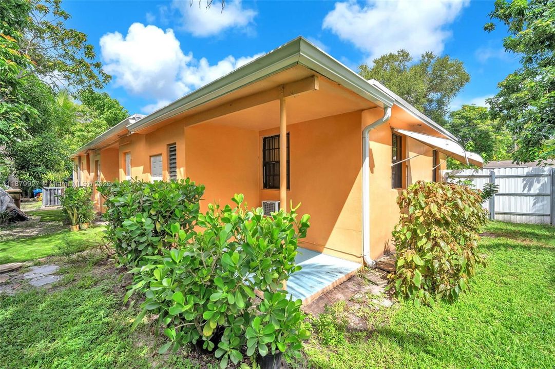 На продажу: $699,999 (0 спален, 0 ванн, 1727 Квадратных фут)