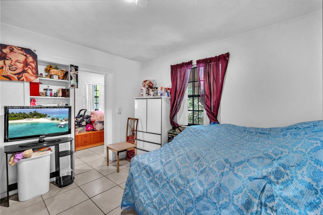 На продажу: $699,999 (0 спален, 0 ванн, 1727 Квадратных фут)